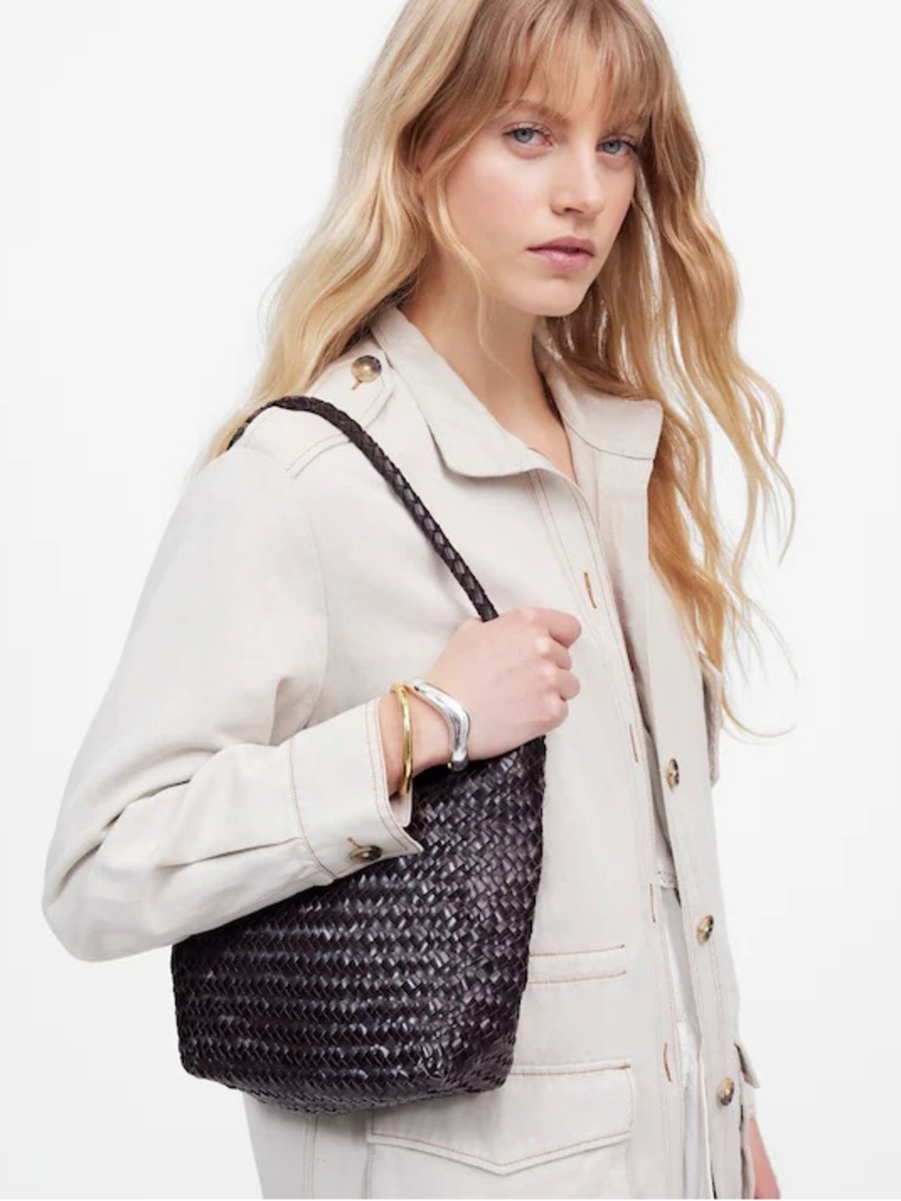 Madewell The Signature Woven Shoulder Bag - Picture 4 of 4